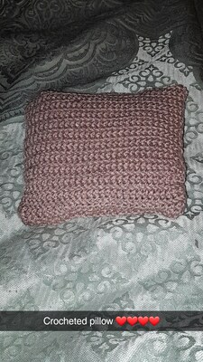 Small rosegold crocheted pillow - image1